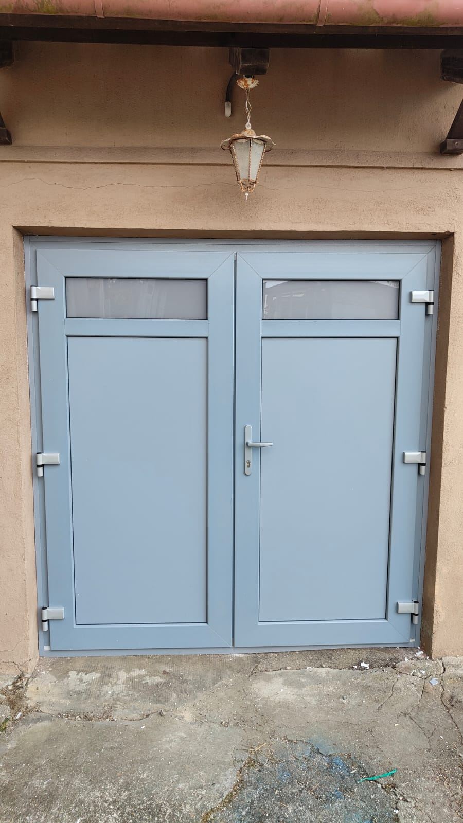 Portoncino in pvc 2 ante