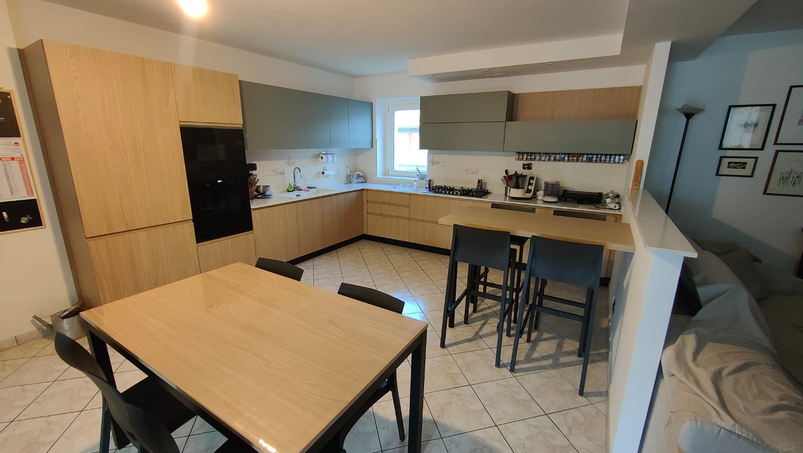 Cucina effetto legno
